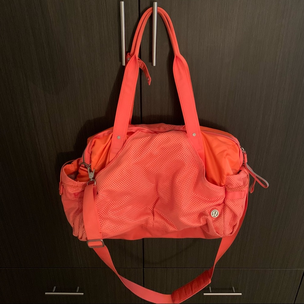 Lululemon Gym Bag ✨